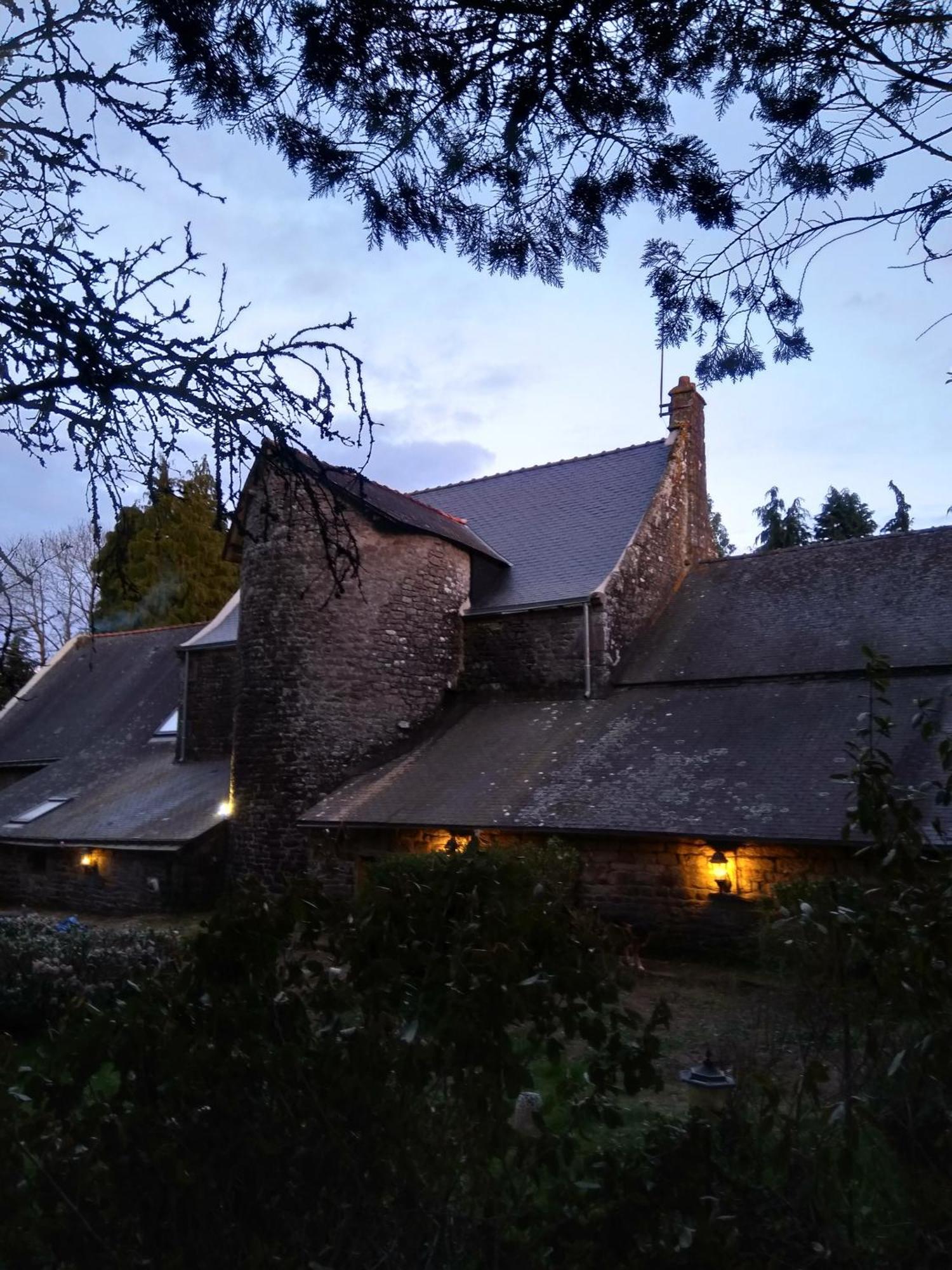 Hotel Manoir Du Grand Chene La Vraie-Croix Exterior foto