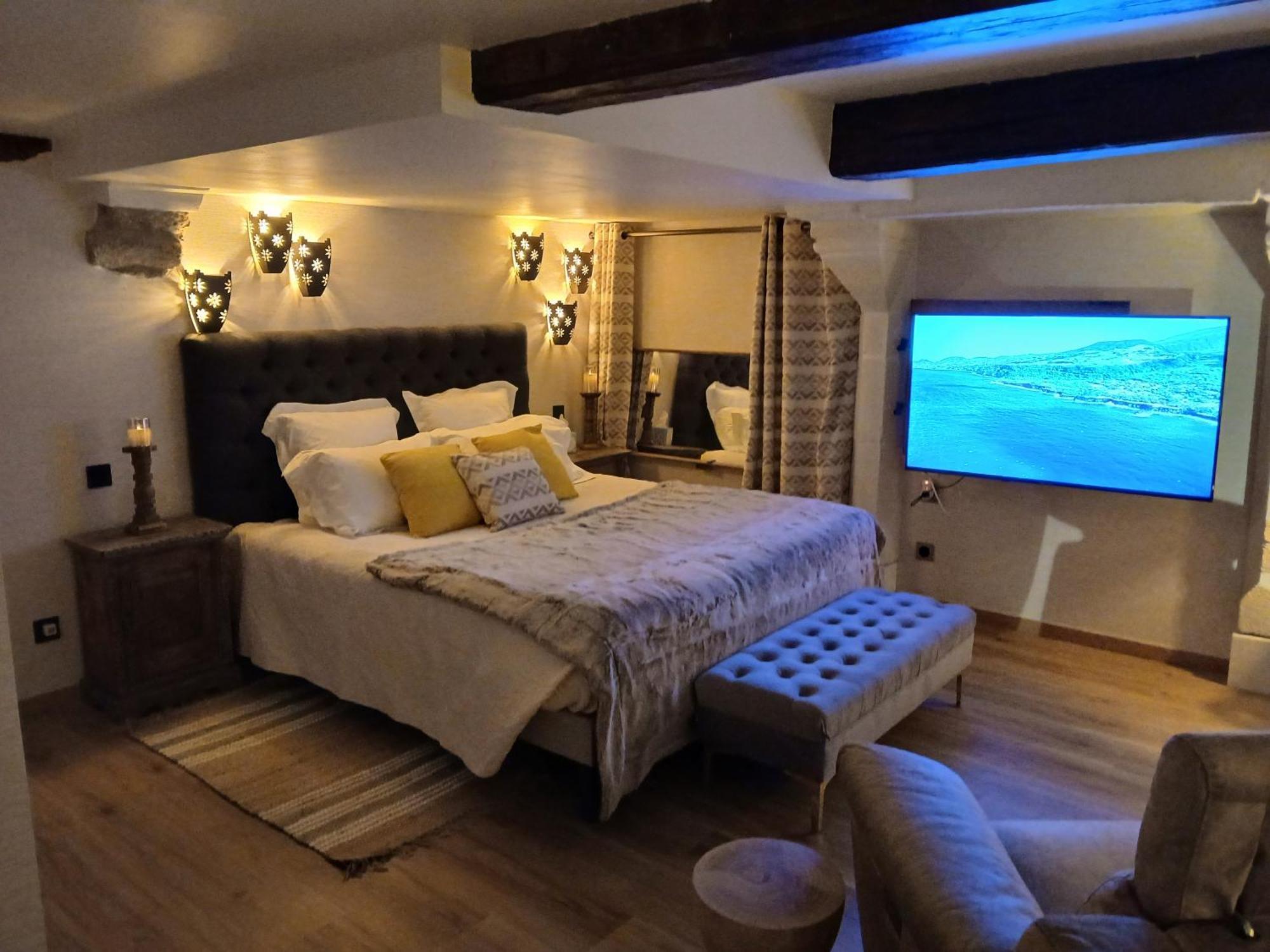 Hotel Manoir Du Grand Chene La Vraie-Croix Zimmer foto